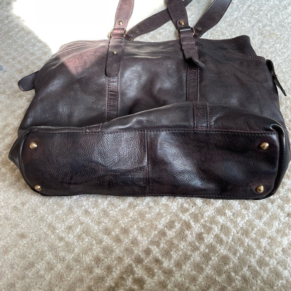 Brown leather bucket bag - Picture 3 of 4